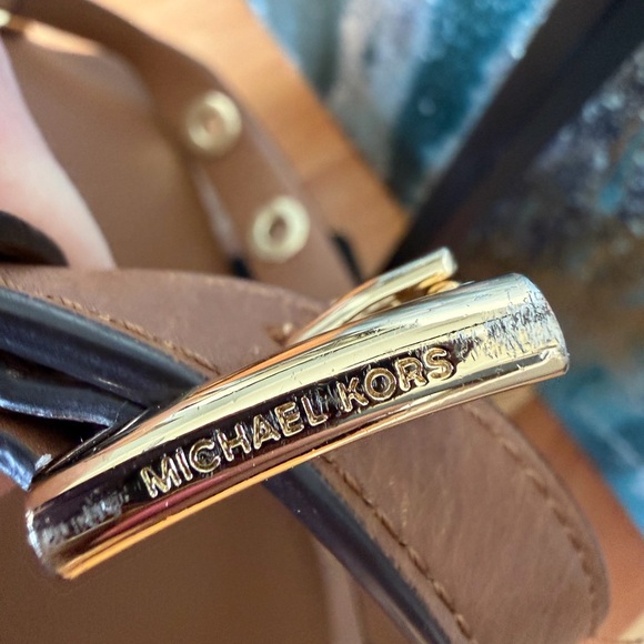 Michael Kors Boho Quiet Luxury Sullivan Leather Crossbody Luggage Brown (GUC) - Picture 8 of 15